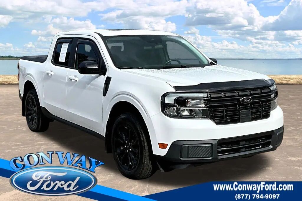 2023 Ford Maverick Lariat — photo 1 of 13