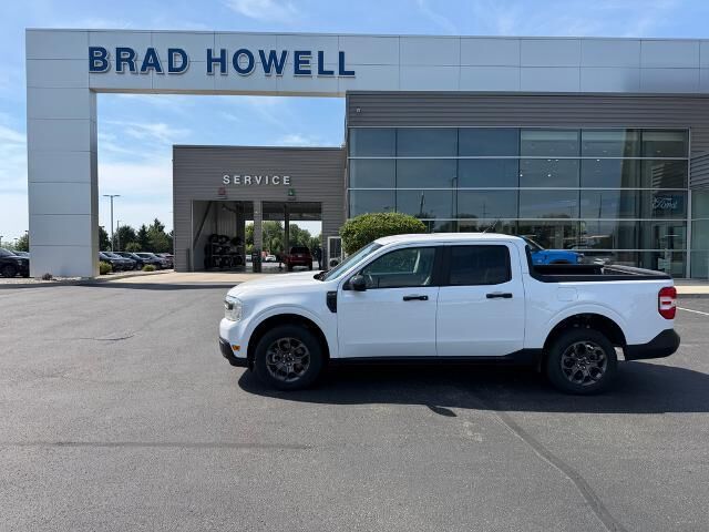 2024 Ford Maverick XLT — photo 1 of 13