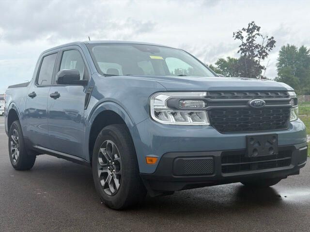 2024 Ford Maverick XLT — photo 1 of 26