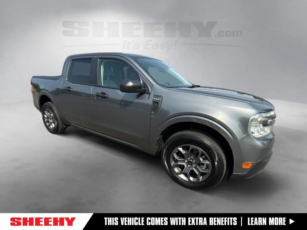 2024 Ford Maverick XLT — photo 1 of 9