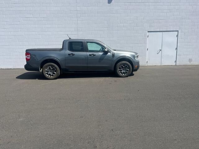 2024 Ford Maverick XLT — photo 1 of 18