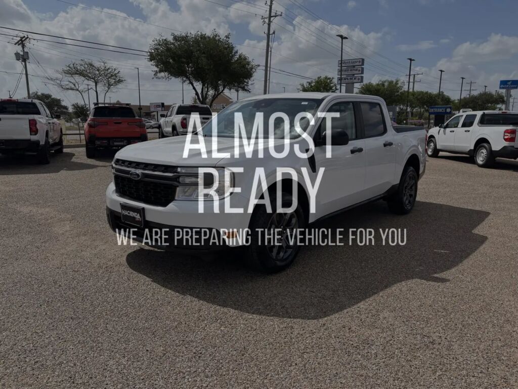 2024 Ford Maverick XLT — photo 1 of 23