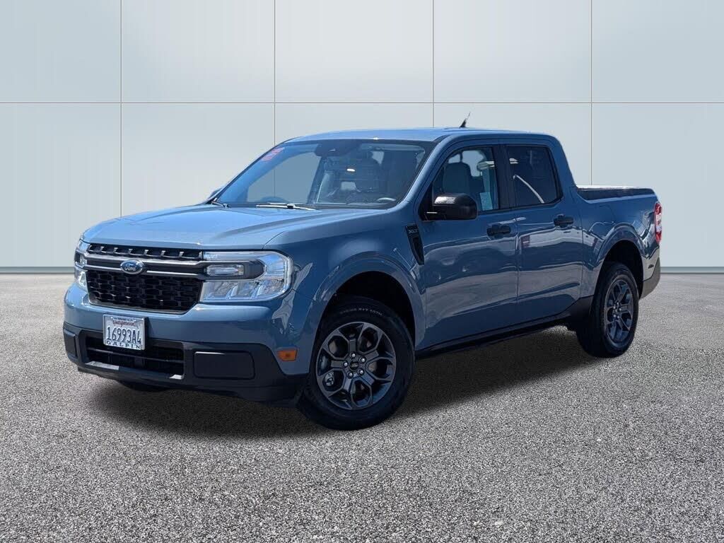 2024 Ford Maverick XLT — photo 1 of 1