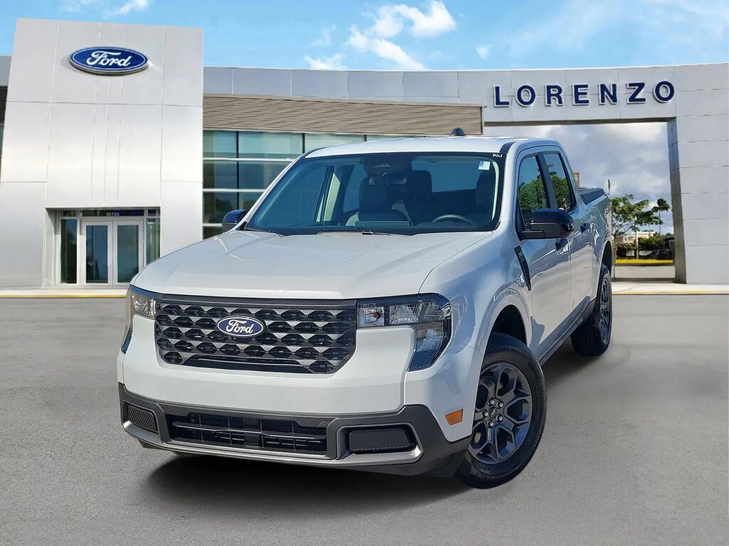 2025 Ford Maverick XLT — photo 1 of 13