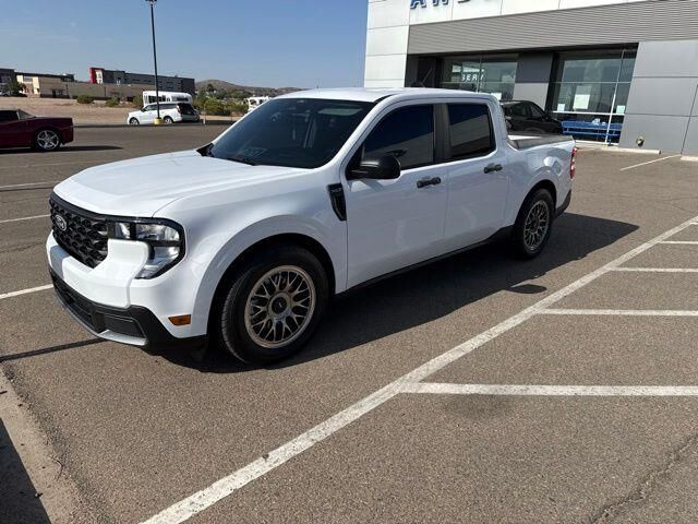 2026 Ford Maverick XLT — photo 1 of 24