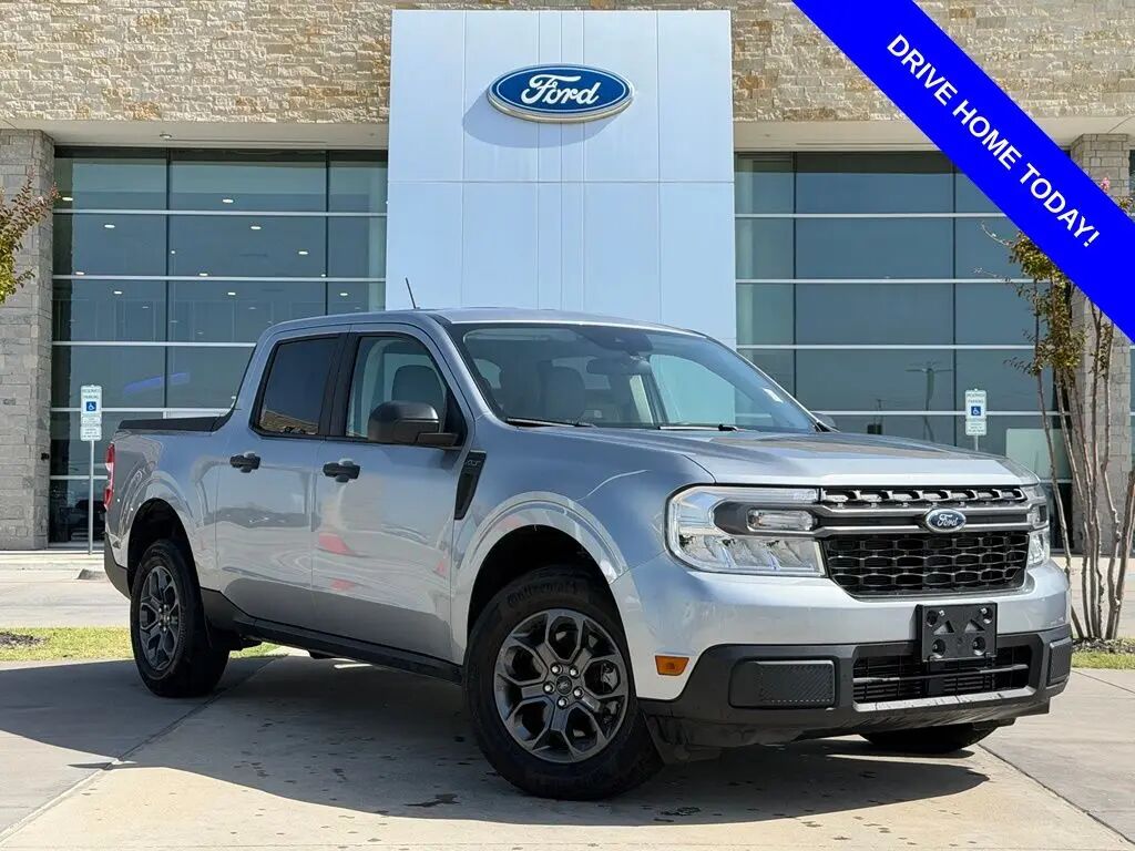 2024 Ford Maverick XLT — photo 1 of 5