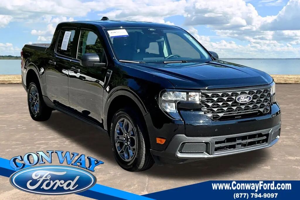 2026 Ford Maverick XLT — photo 1 of 13