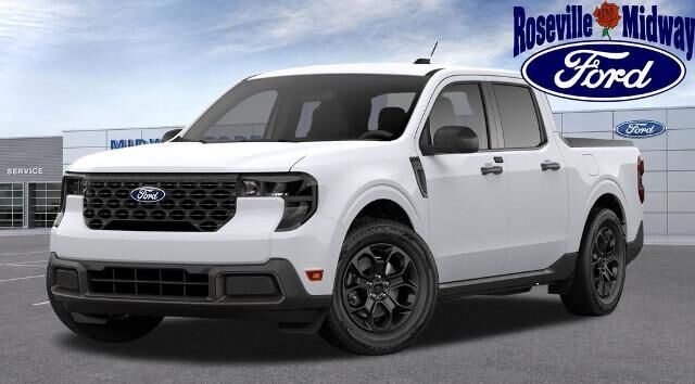 2026 Ford Maverick XLT — photo 1 of 10