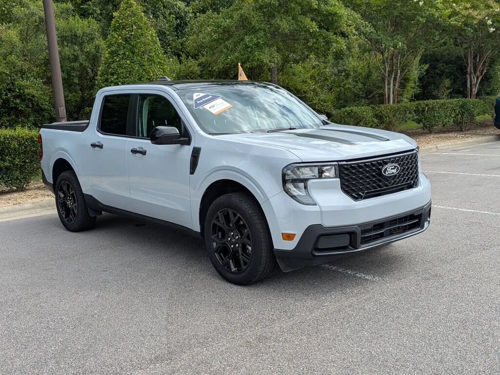 2025 Ford Maverick XLT — photo 1 of 27