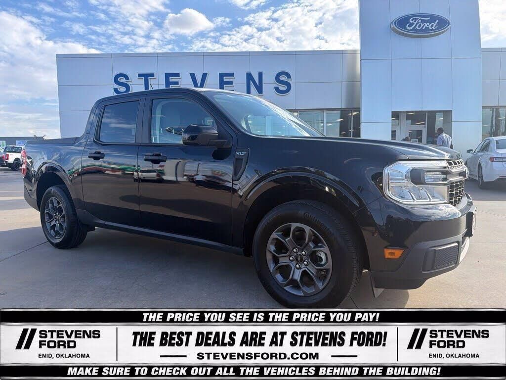 2024 Ford Maverick XLT — photo 1 of 1