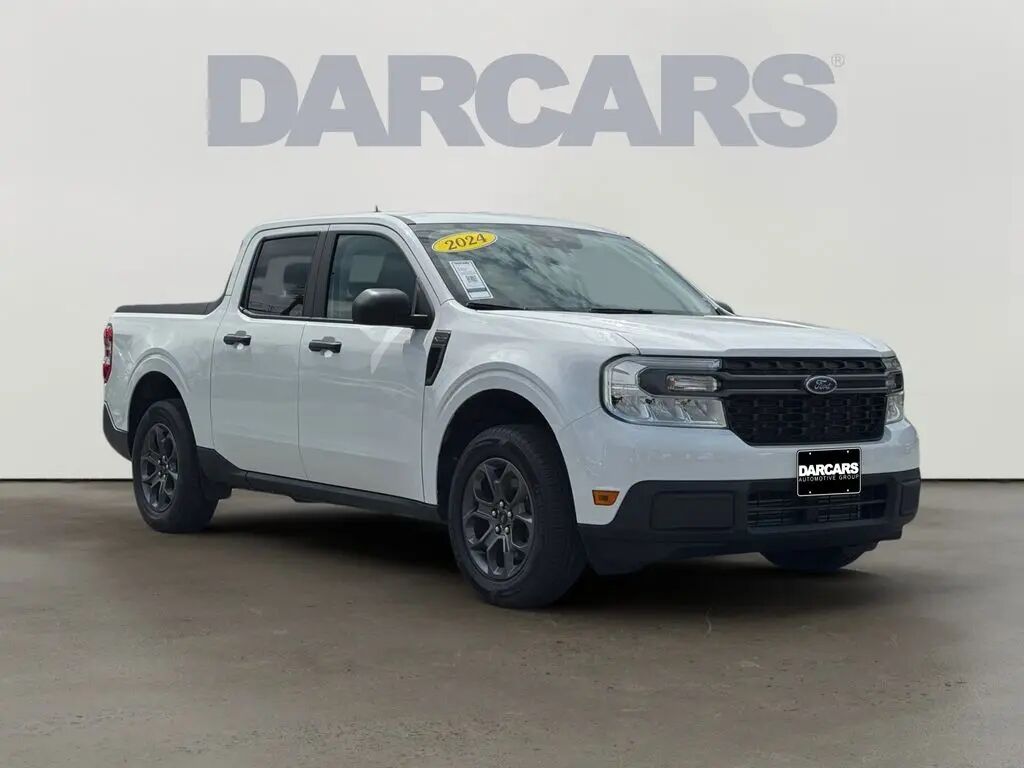 2024 Ford Maverick XLT — photo 1 of 13