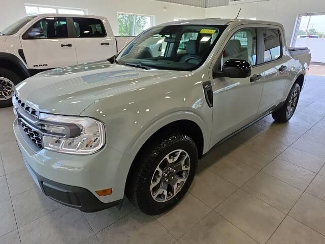 2024 Ford Maverick XLT — photo 1 of 11