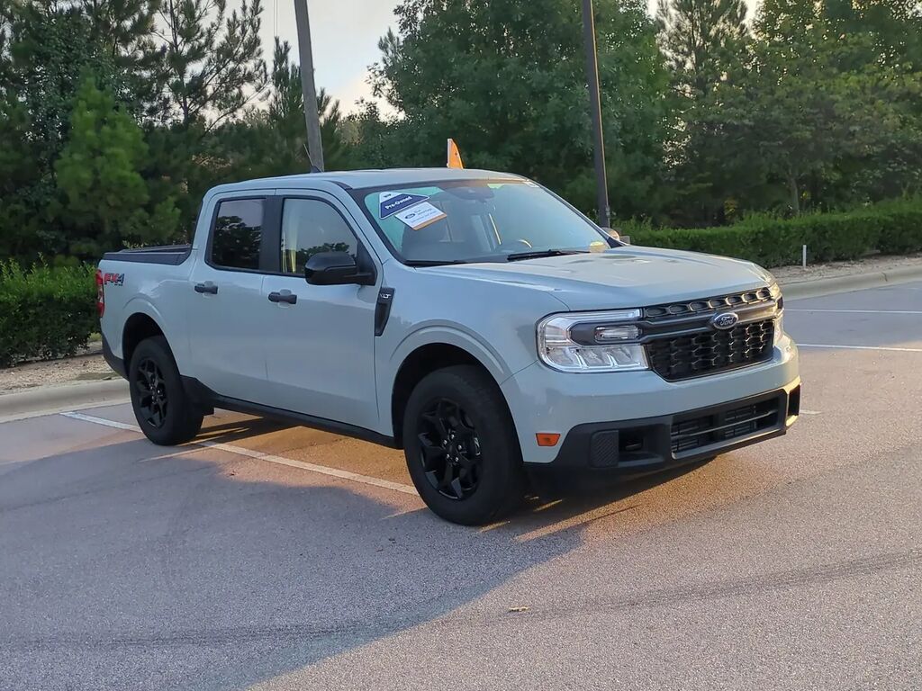 2024 Ford Maverick XLT — photo 1 of 13