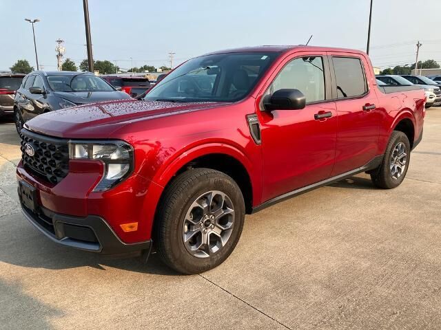2025 Ford Maverick XLT — photo 1 of 26