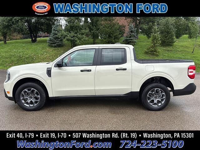 2025 Ford Maverick XLT — photo 1 of 13