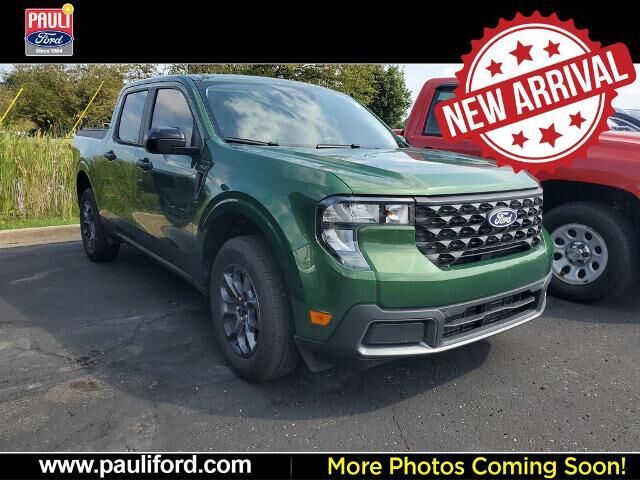 2025 Ford Maverick XLT — photo 1 of 8