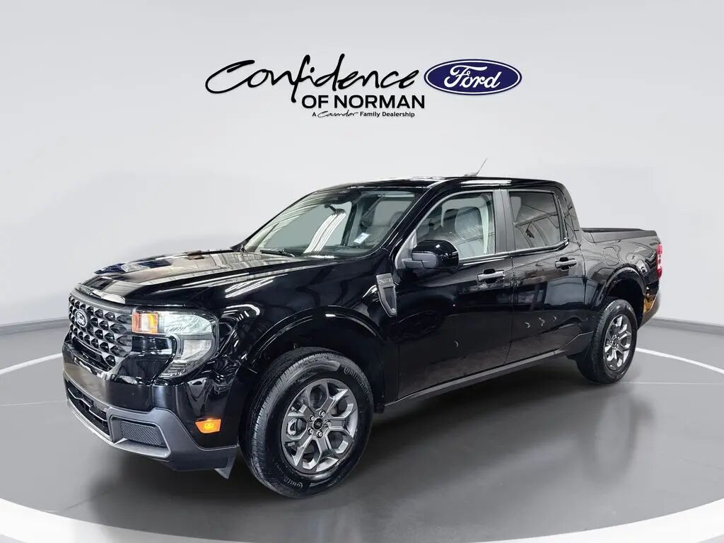 2026 Ford Maverick XLT — photo 1 of 15