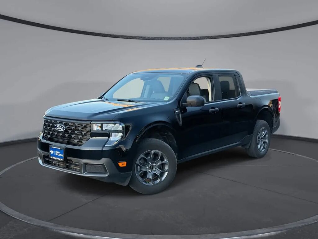 2025 Ford Maverick XLT — photo 1 of 13