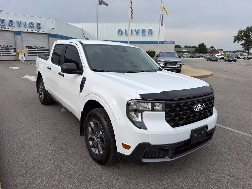 2025 Ford Maverick XLT — photo 1 of 1