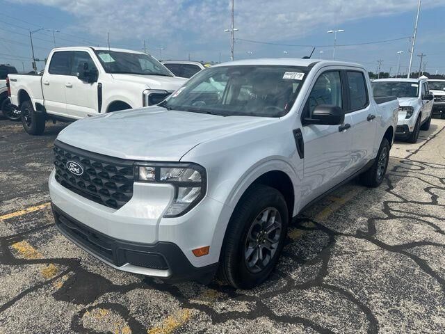 2025 Ford Maverick XLT — photo 1 of 14