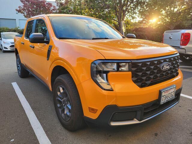 2026 Ford Maverick XLT — photo 1 of 13