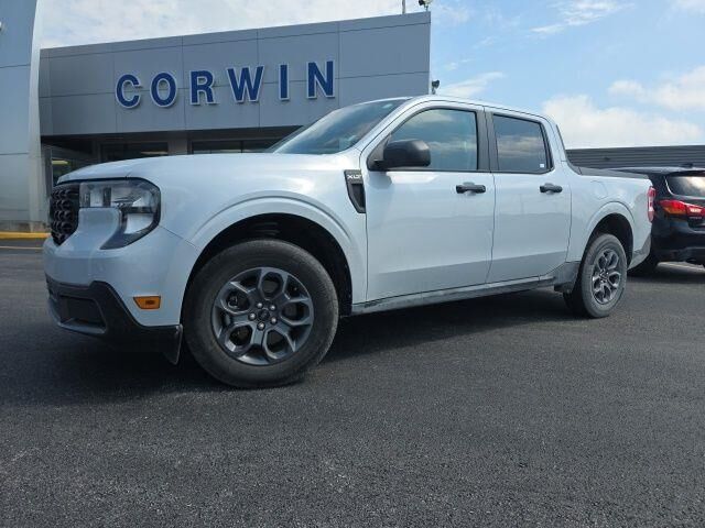 2026 Ford Maverick XLT — photo 1 of 39