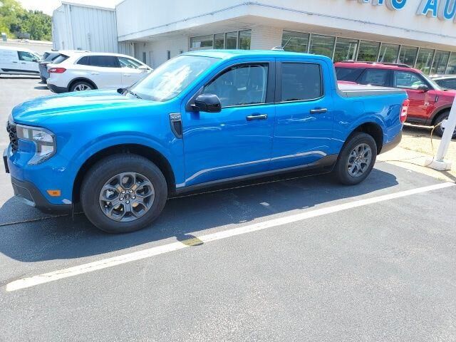 2026 Ford Maverick XLT — photo 1 of 1