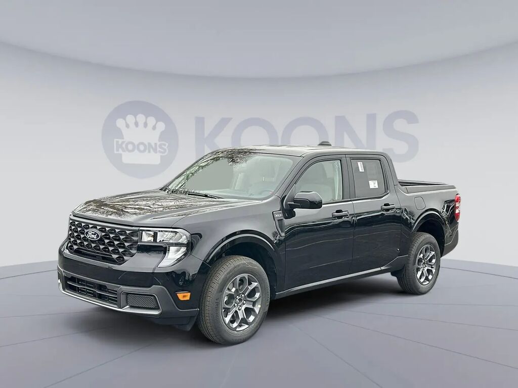 2025 Ford Maverick XLT — photo 1 of 13