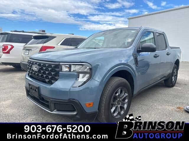 2025 Ford Maverick XLT — photo 1 of 6