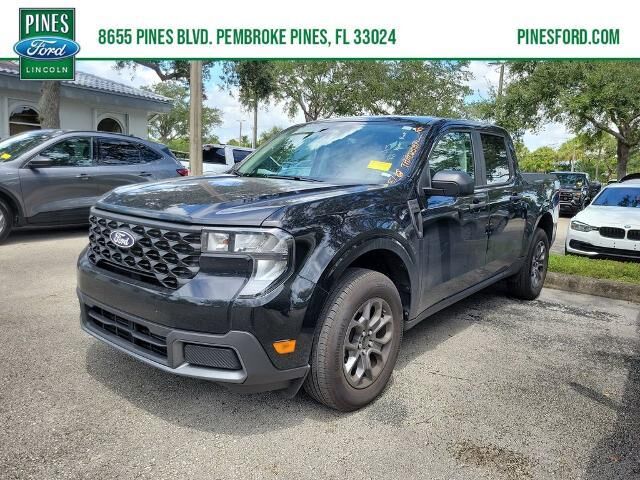 2026 Ford Maverick XLT — photo 1 of 44