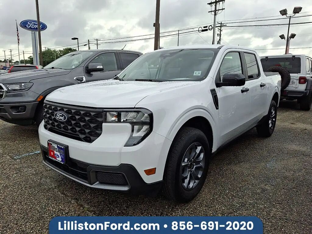 2026 Ford Maverick XLT — photo 1 of 13