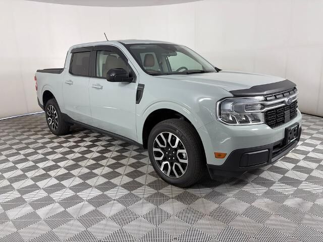 2024 Ford Maverick Lariat — photo 1 of 26