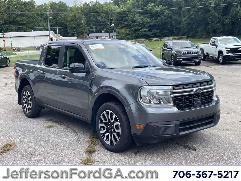2024 Ford Maverick Lariat — photo 1 of 1