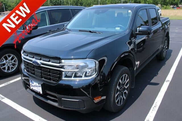 2024 Ford Maverick Lariat — photo 1 of 7