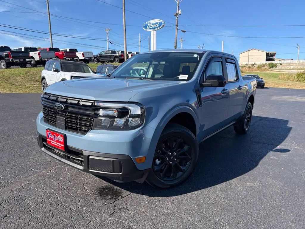 2024 Ford Maverick Lariat — photo 1 of 13