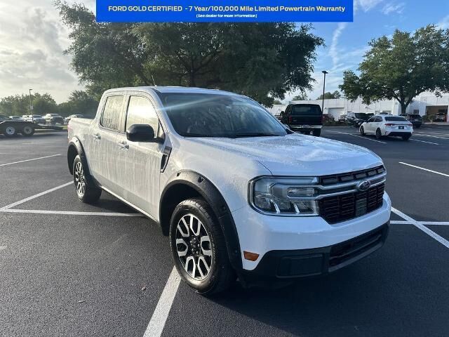2024 Ford Maverick Lariat — photo 1 of 13