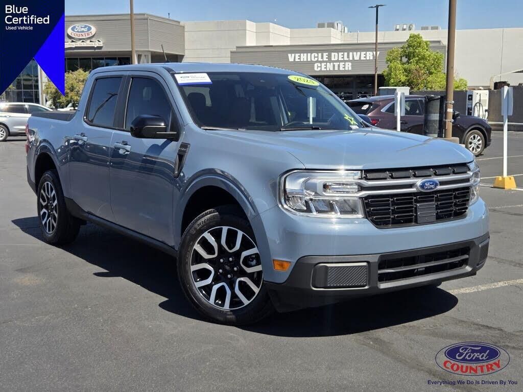 2024 Ford Maverick Lariat — photo 1 of 1