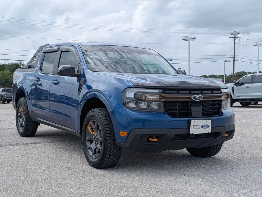 2024 Ford Maverick Lariat — photo 1 of 4
