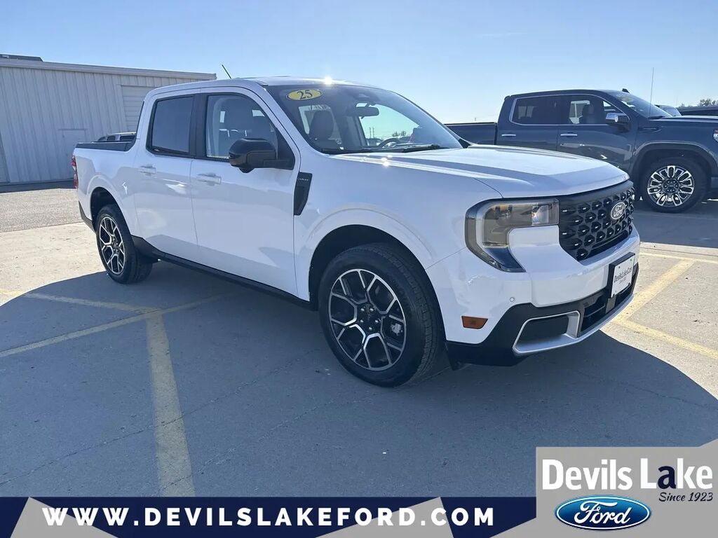 2025 Ford Maverick Lariat — photo 1 of 13