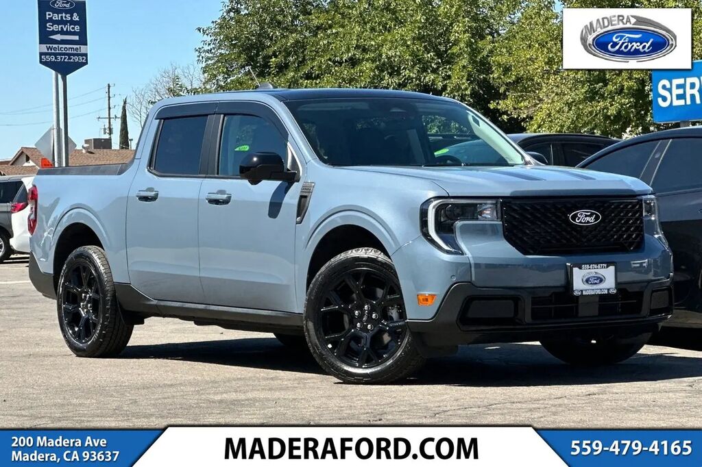 2025 Ford Maverick Lariat — photo 1 of 17
