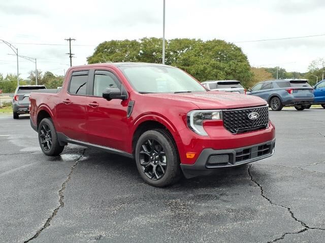 2025 Ford Maverick Lariat