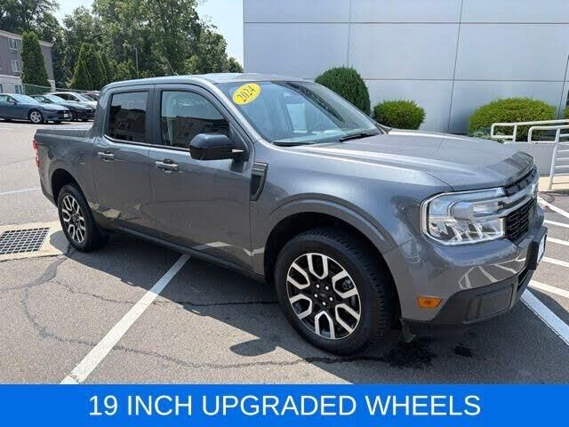 2024 Ford Maverick Lariat — photo 1 of 2