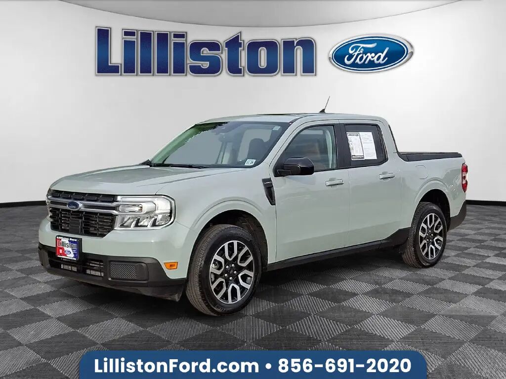 2024 Ford Maverick Lariat — photo 1 of 13