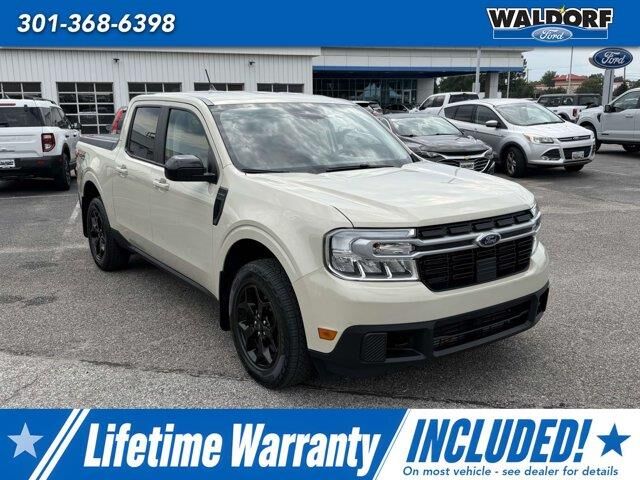 2024 Ford Maverick Lariat — photo 1 of 38