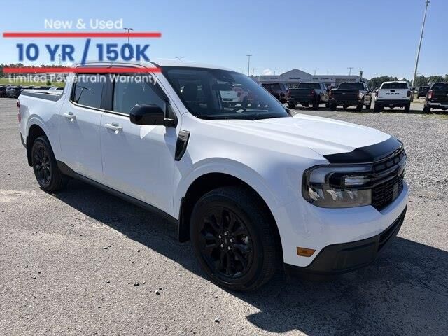 2024 Ford Maverick Lariat — photo 1 of 13