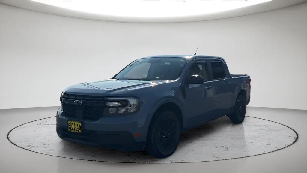 2024 Ford Maverick Lariat — photo 1 of 13