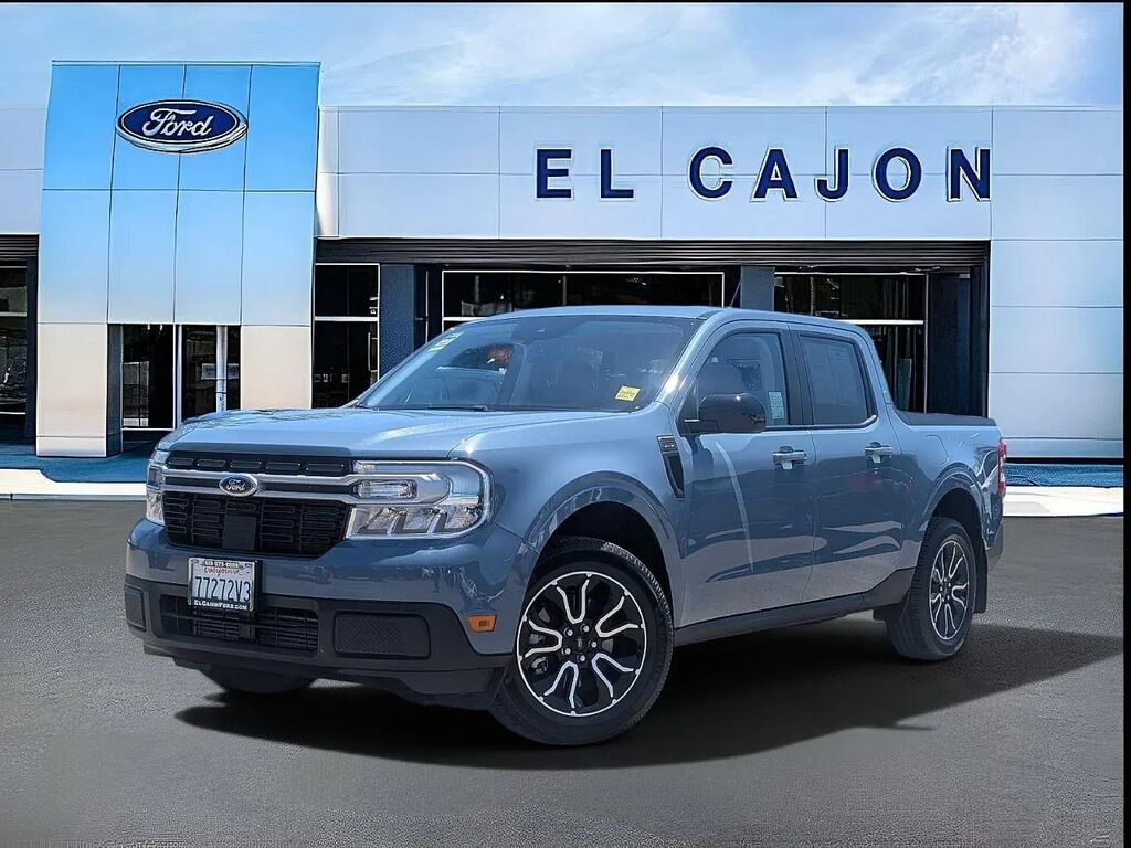 2024 Ford Maverick Lariat — photo 1 of 13