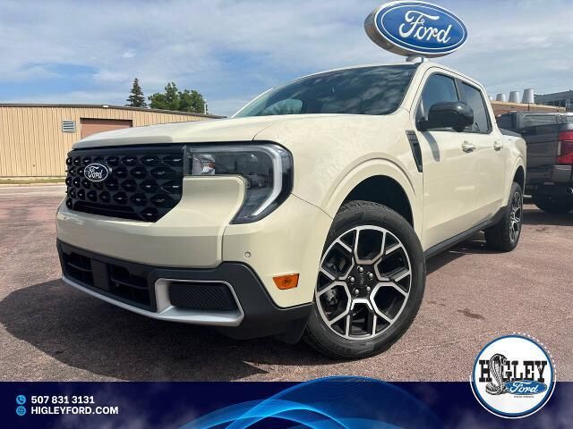 2025 Ford Maverick Lariat — photo 1 of 26