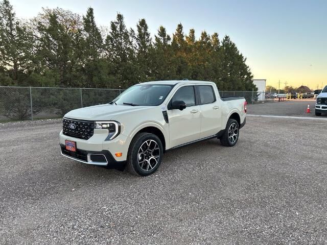 2025 Ford Maverick Lariat