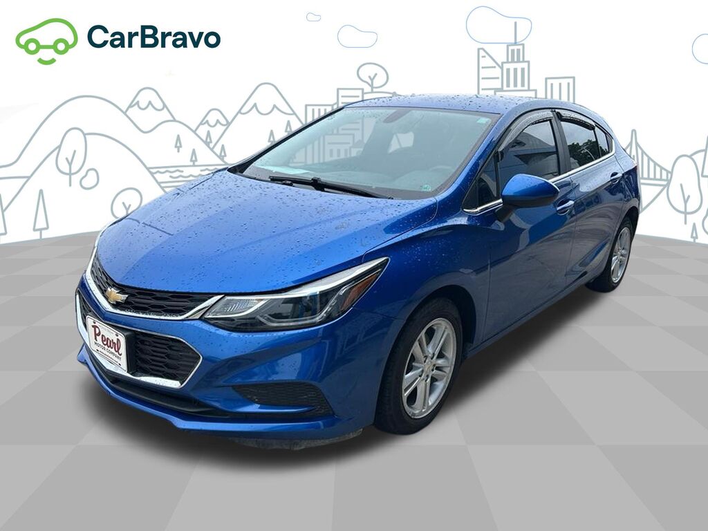 2018 Chevrolet Cruze LT — photo 1 of 7